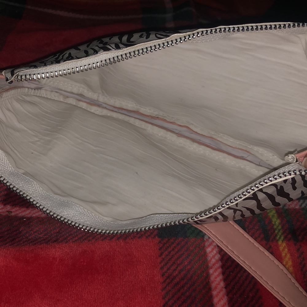 Purse - Picture 4 of 5